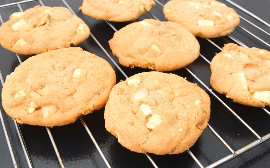 Keva - Recipes - Cookies - Mango White Chocolate Chip Cookies