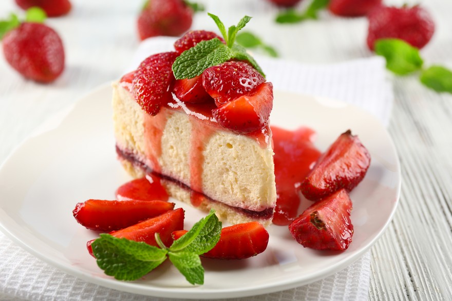 Keva - Recipes - Cakes - Strawberry Cake